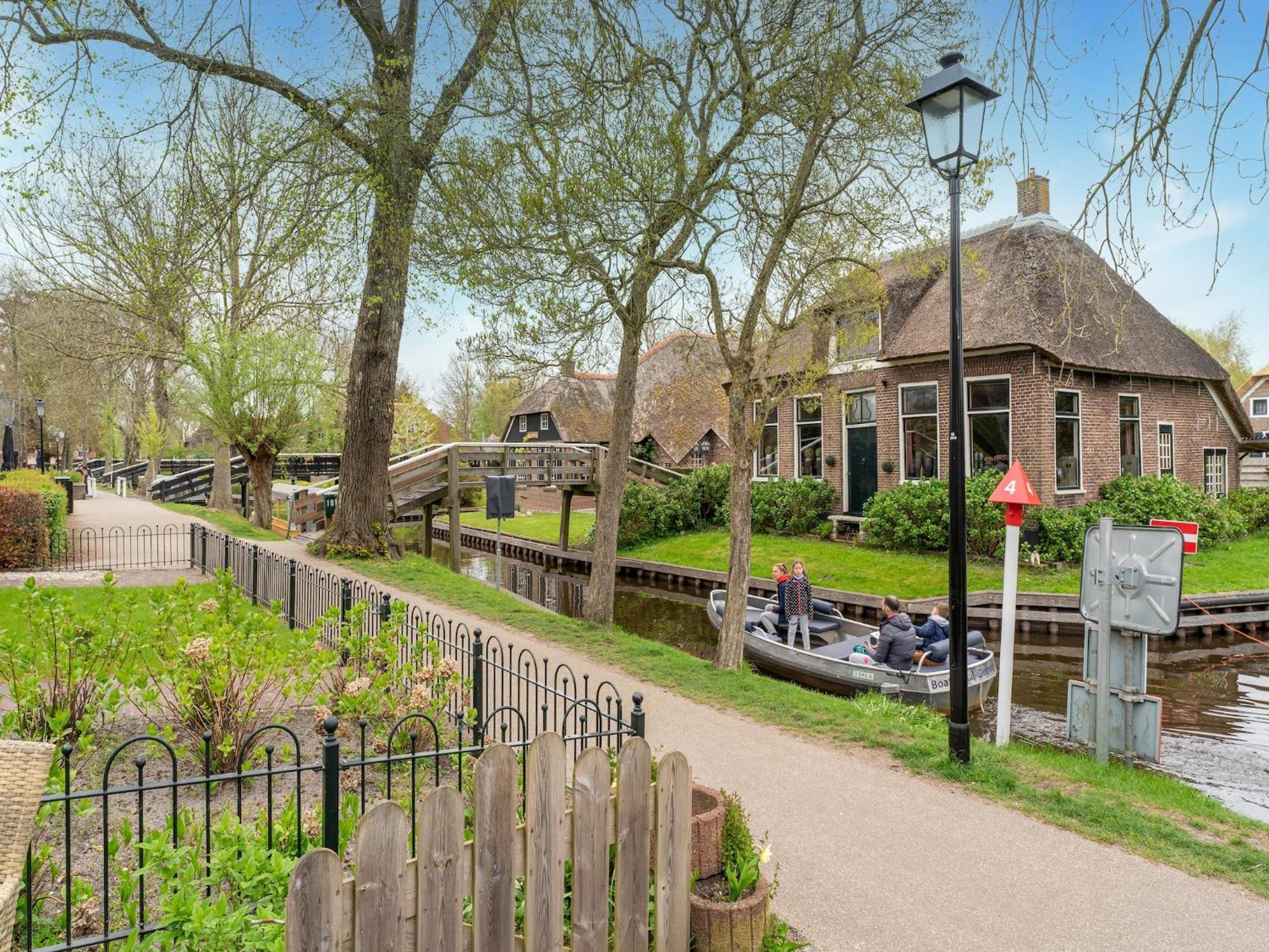 Lodge In Giethoorn With Breakfast Luaran gambar